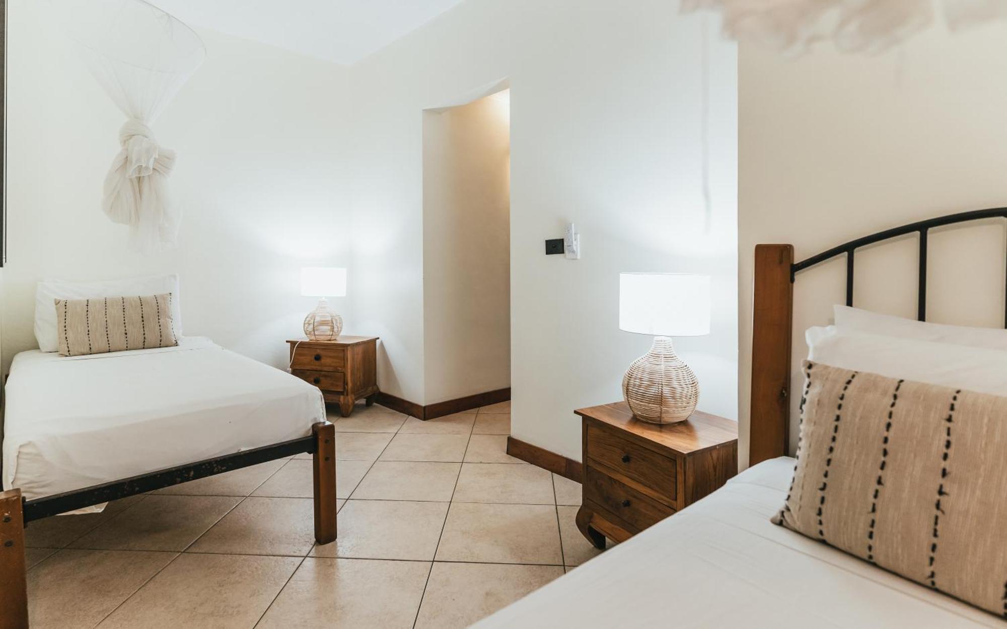 Fatumaru Lodge Port Vila Buitenkant foto