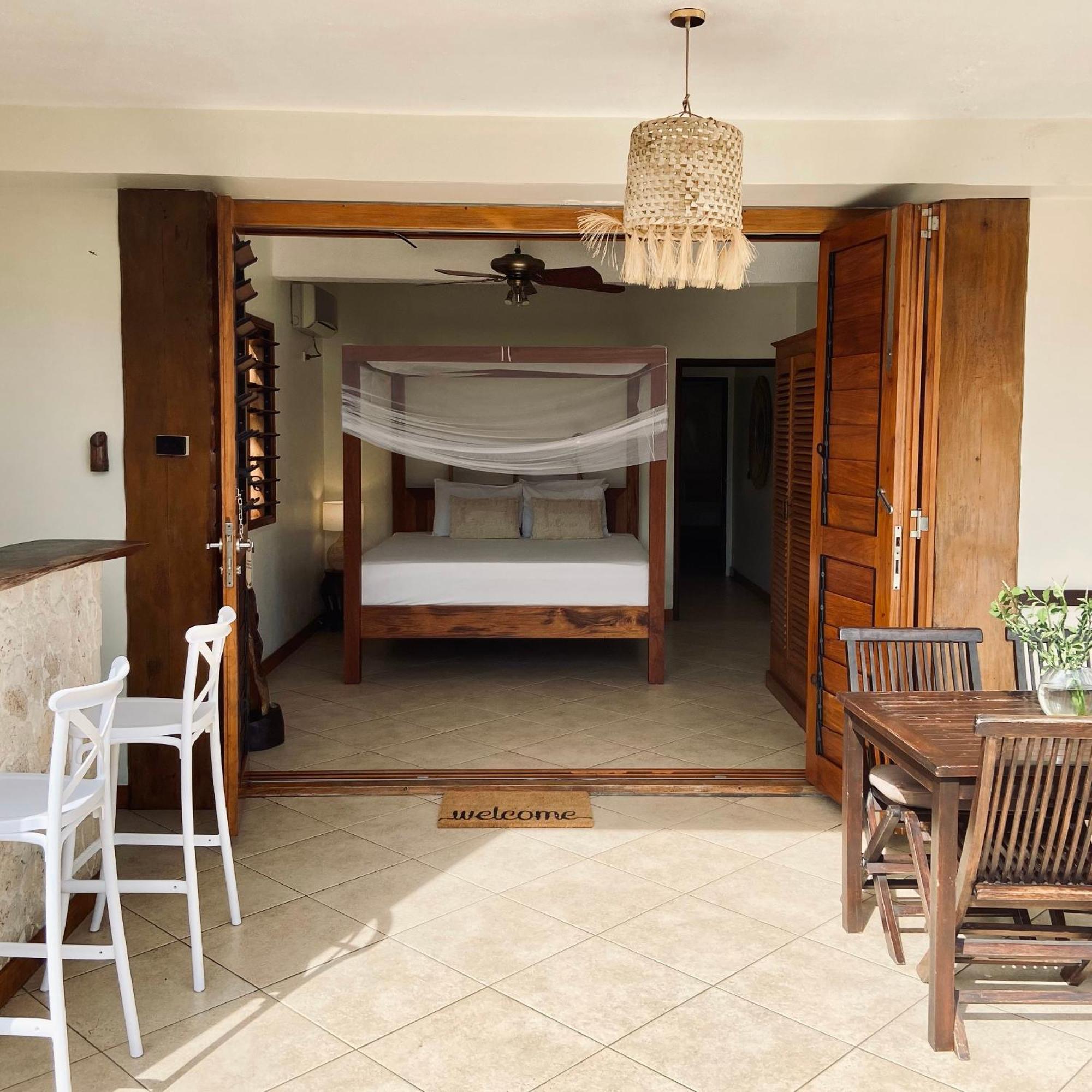 Fatumaru Lodge Port Vila Buitenkant foto
